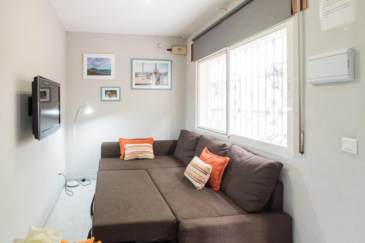 Malagaonbeach 1 - Two Bedrooms - Up To 3 People - 10 Meters Beach Ngoại thất bức ảnh